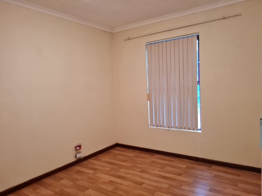 2 Bedroom Property for Sale in Bellair Western Cape